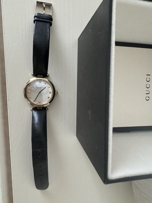 Женские часы от cucci