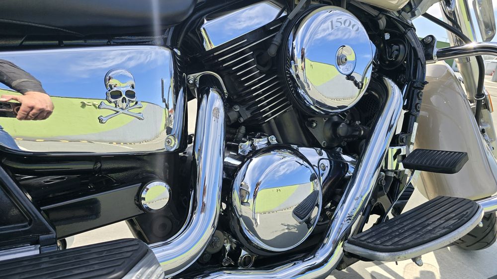 Kawasaki Vulcan 1500 Nomad