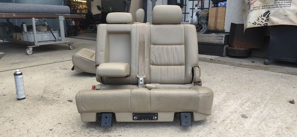 Bancheta spate Toyota Land Cruiser 100