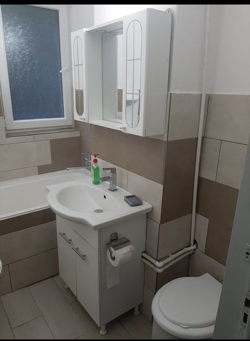 Închiriez apartament 2 camere confort 1 sporit, decomandat, amenajat si mobilat modern.etaj 1,.400.m UMFST