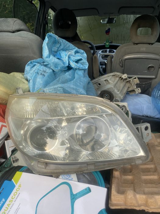 Продавам фарове за  Daihatsu Terios
