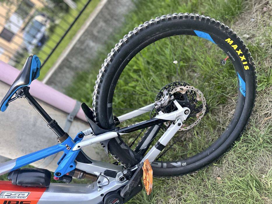 Bicicleta electrica Cube Stereo Action Team, full suspension, Ebike, S, 625, carbon