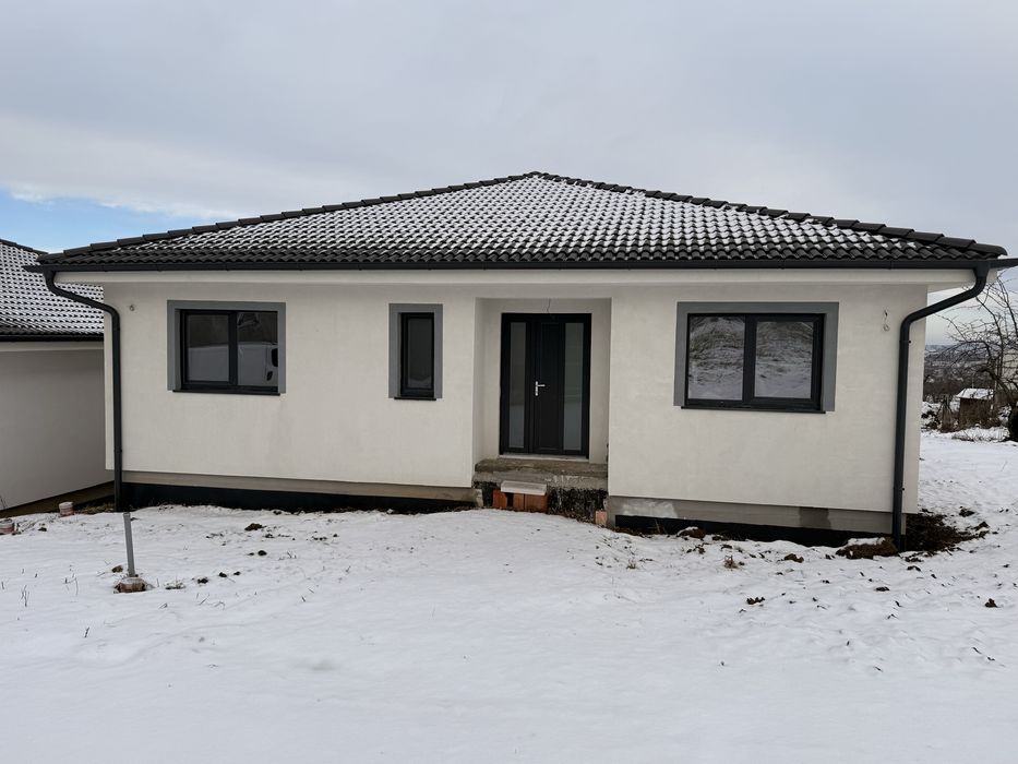 Casa Parter 4 camere in  Paleu