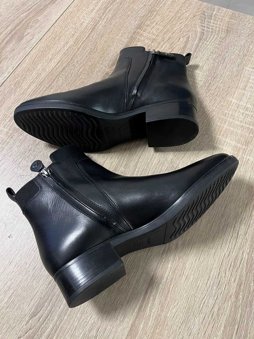 Зимни женски боти Geox