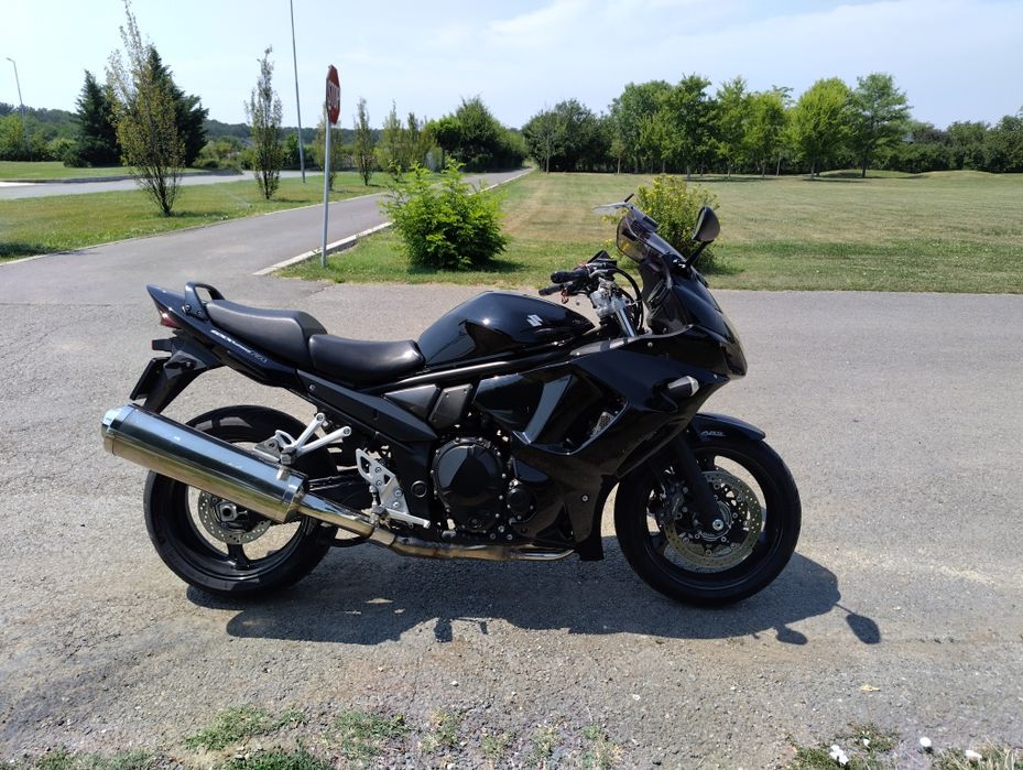 Suzuki GSX 1250 FA abs 2011