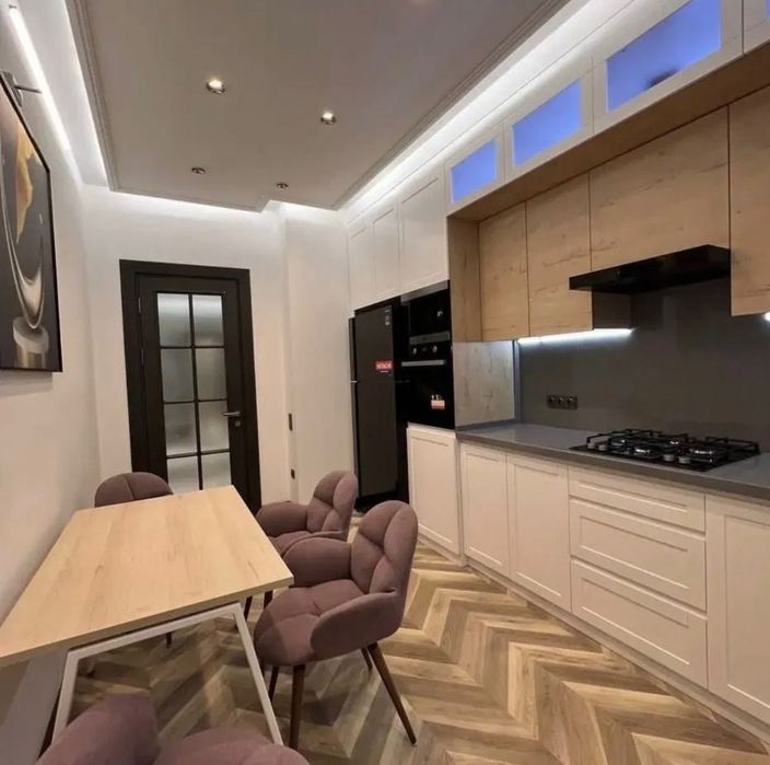 Ойбек Чехова Мирабадский район н Сдаётся новая квартира в новостройке