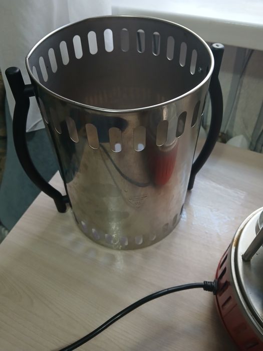 Электрошашлычницу продам