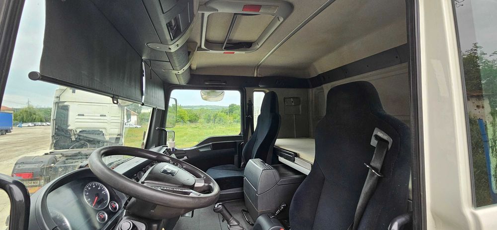 Ман тгл 8.250 4х2  евро 5 падащ борд , печка, хладилник , нов тахограф