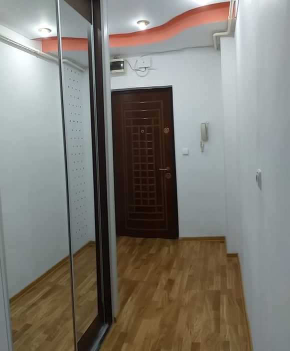 Inchiriez in regim hotelier 180 lei o noapte