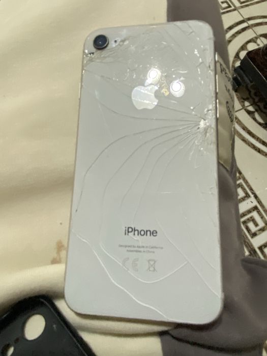 Vand iphone 8 merge perfect