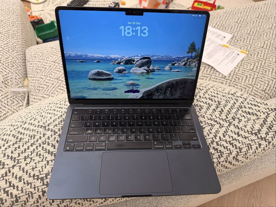 Macbook air 2024, m3, 16, 512