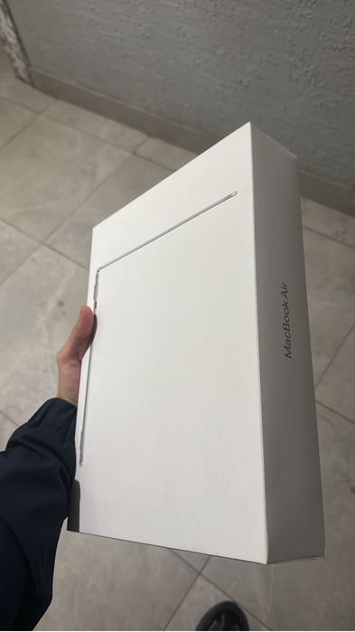 Macbook air 13 m3 16/256