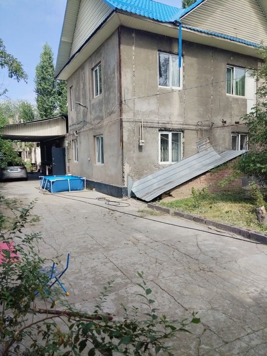 Продам ДОМ двухэтажный
