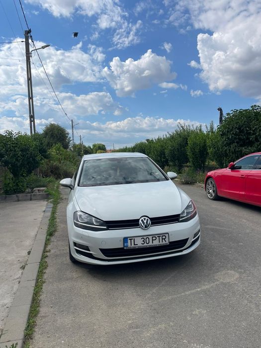 VOLKSWAGEN Golf 2014