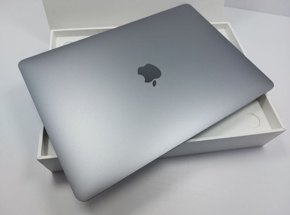 Macbook air m1 2020