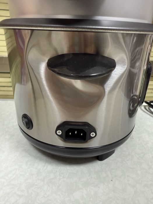 Уред за готвене на ориз Bestron ARC100