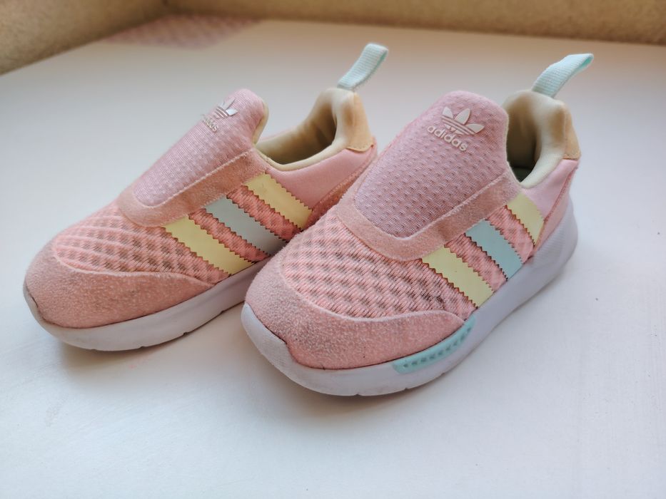 Детски маратонки Adidas 22 номер