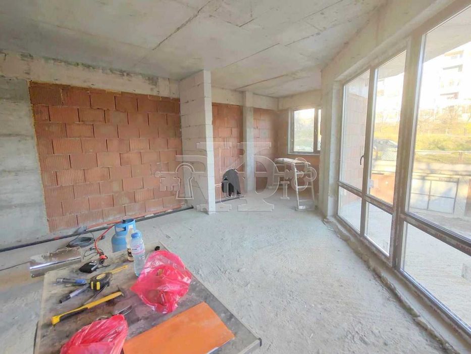 Продава се Двустаен апартамент в Добрич, Балик - 85 кв.м за 942 €/кв.м - Снимка #2