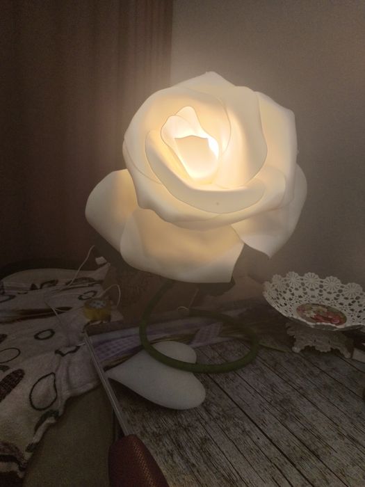 Светильник цветок ручной работы