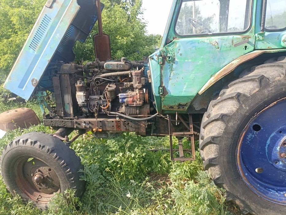Продам МТЗ 80 с прицепом