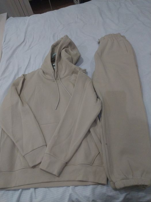 Dvoyka xudi shalvari bilan