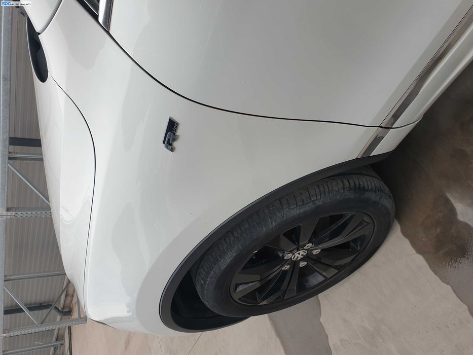Aripa Stanga Fata R Line Volkswagen Touareg 7P NFL 2011 - 2018 Culoare LC9A [K8972]