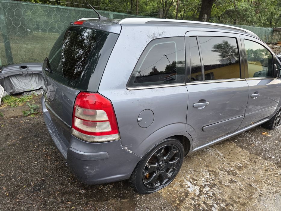 Опел зафира Б 1.9 150к.с На части! Opel Zafira B 1.9