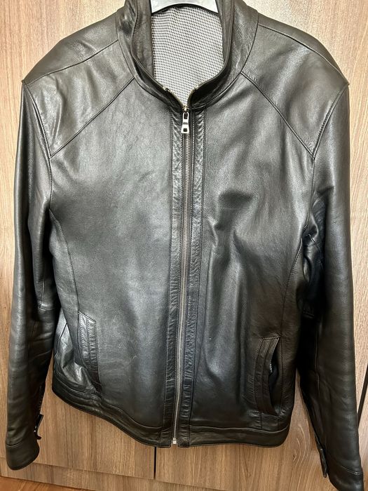 Черно кожено яке