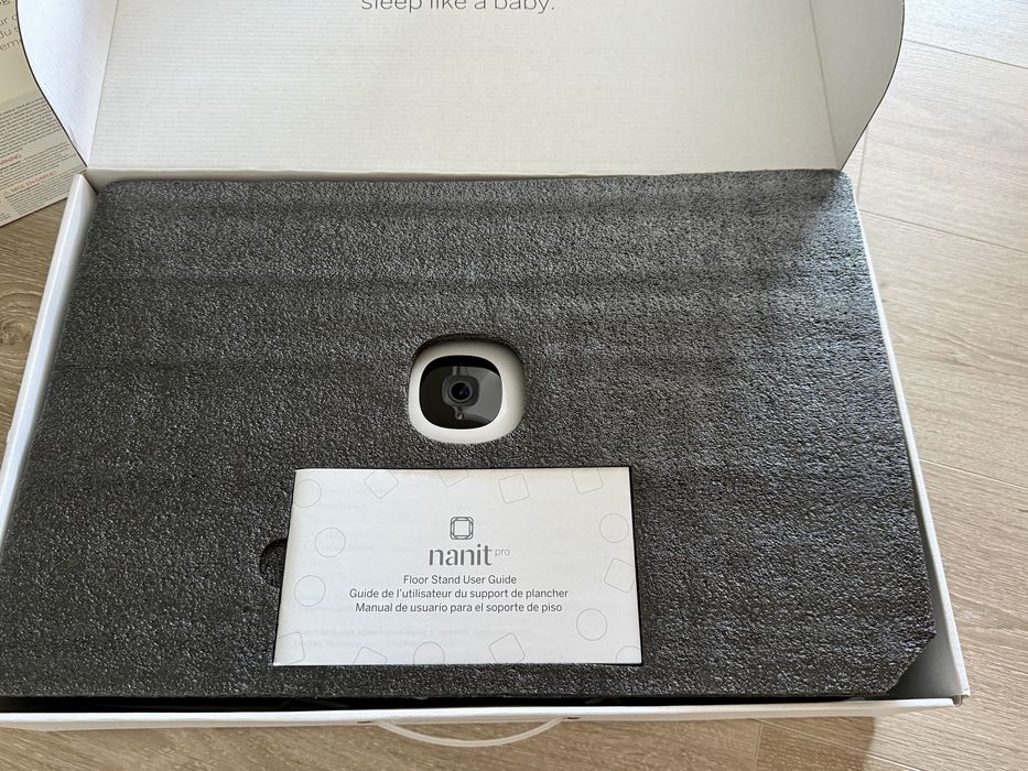 Camera Nanit Pro baby monitor