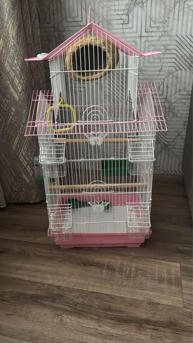 Продам клетку для попугаев