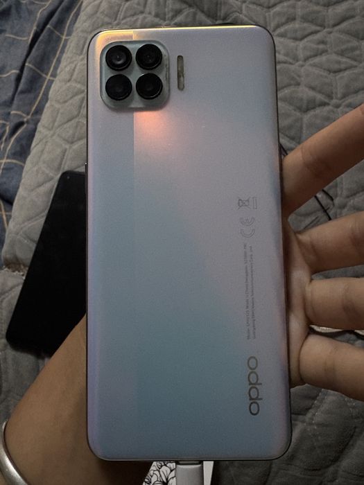 продается OPPO RENO 4 lite