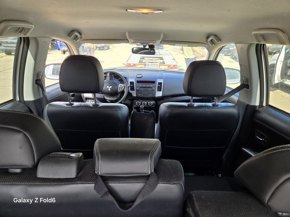 Мицубиши Аутлендър 2.2 дизел 177 к.с. НА ЧАСТИ./Mitsubishi outlander