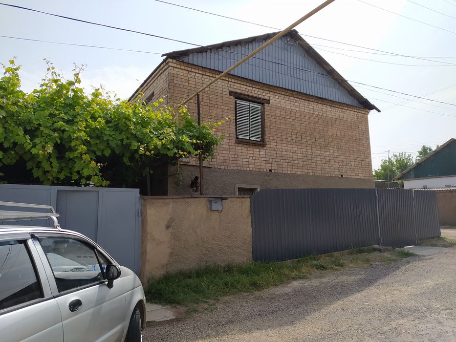 Большой 2 этажный дом