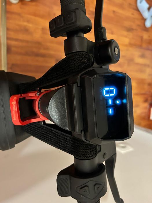 Электросамокат TRIBE MAYA черный