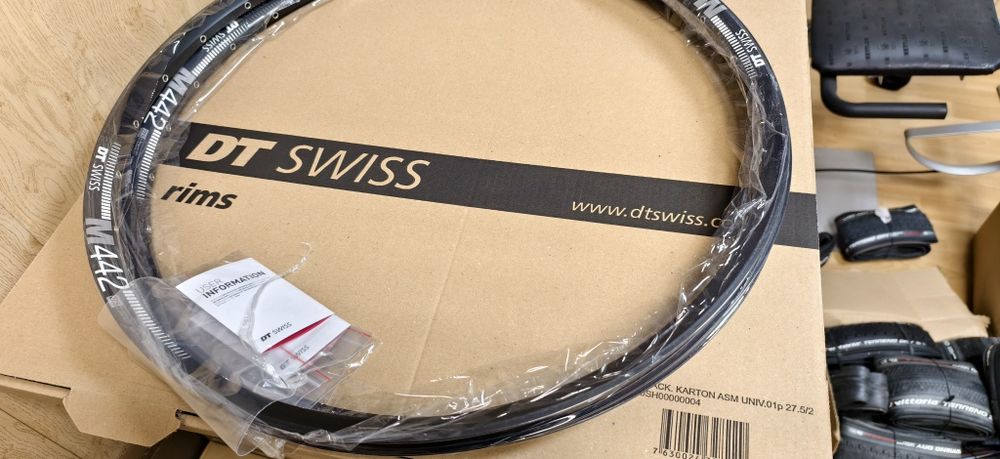 Шини DT Swiss M442,RR481,HX491,M582 27.5 цола 28 дупки