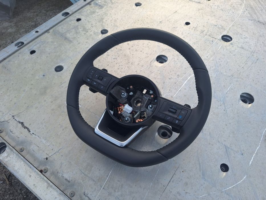 Мултифункционален Волан За Nissan Qashqai J12 от  2021-2024 Година