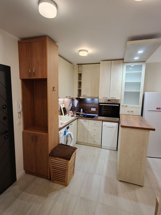 Дава се под наем Двустаен апартамент в София, Обеля 2 - 66 кв.м за 498.27 € - Снимка #1