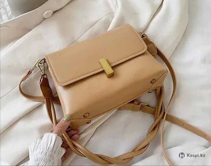 Сумочка с плотным ремешком, бежевый