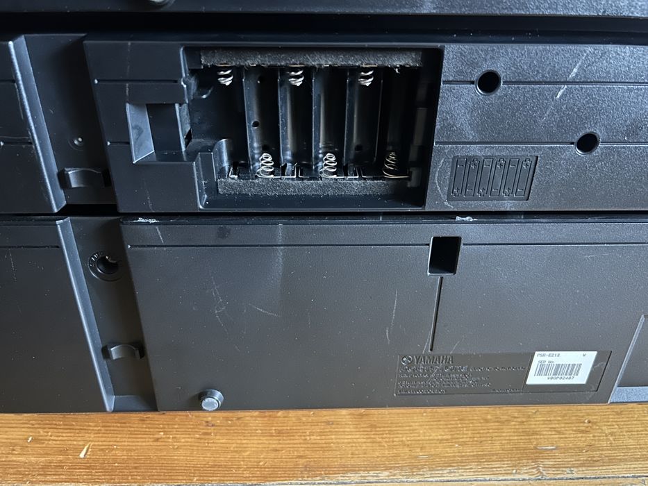 Синтезатор YAMAHA