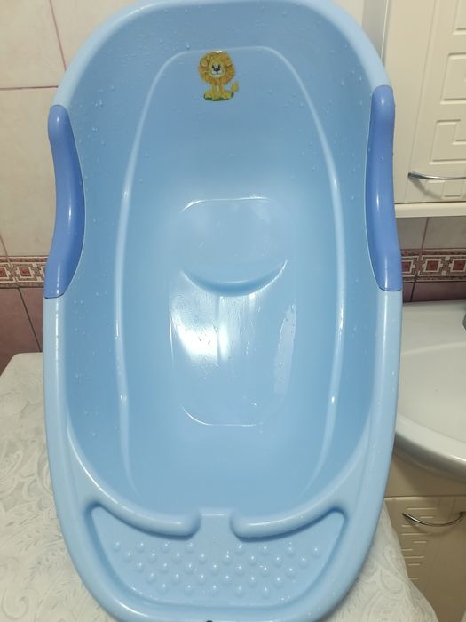 Продам детскую ванночку