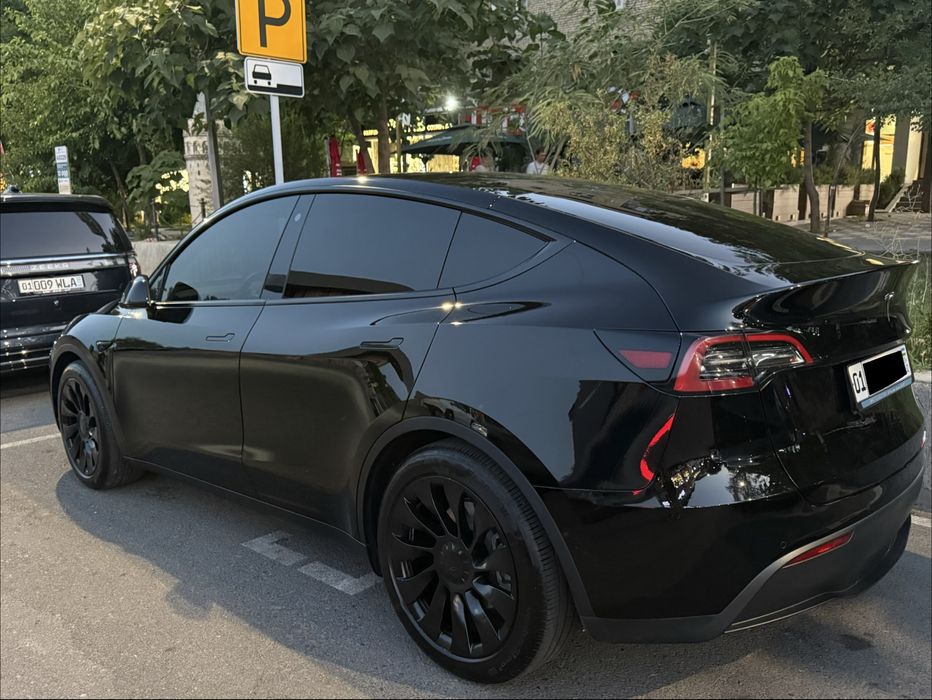 Продам Tesla Model Y 22/23 год
