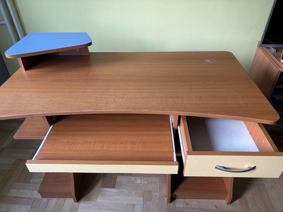 Бюро за офис, стая ,спалня