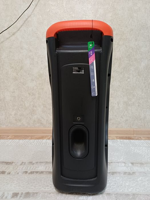 Продам Блютуз-колонку