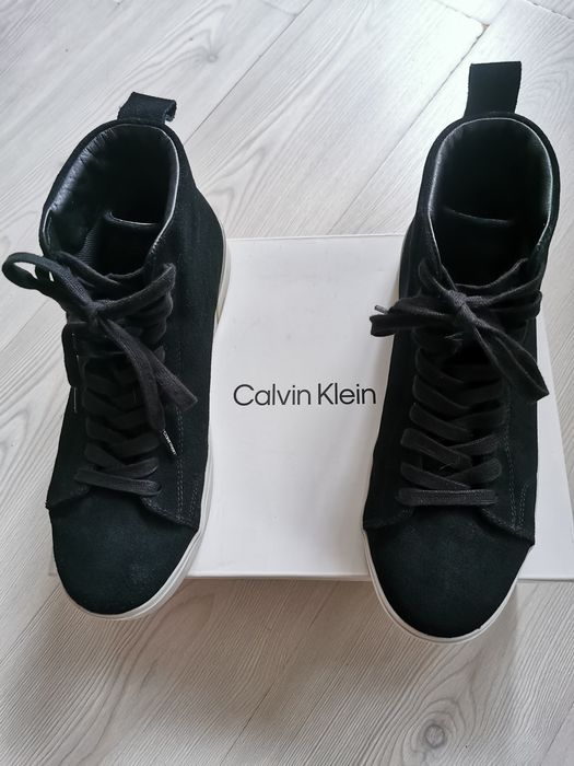 Pantofi sport Calvin Klein din piele întoarsă