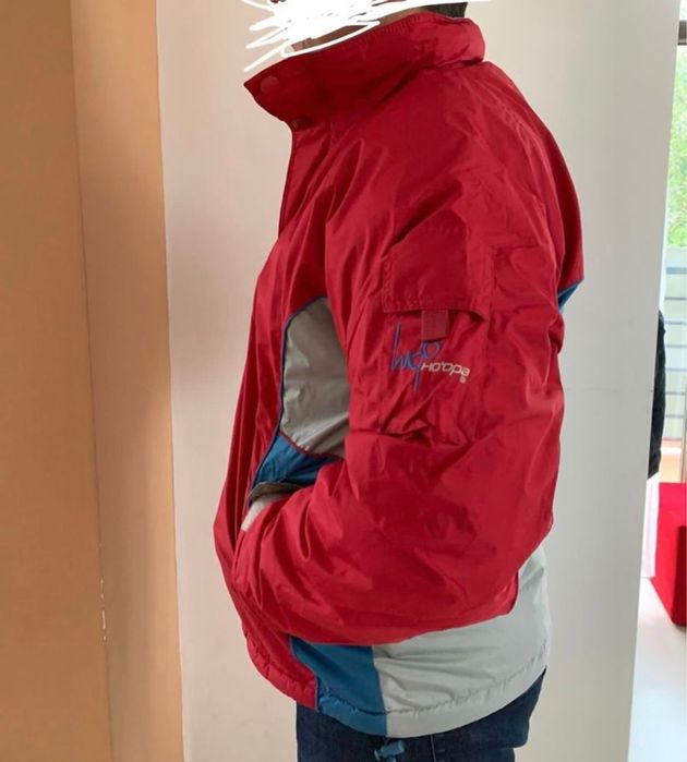 Vand geaca calduroasa(M) noua.