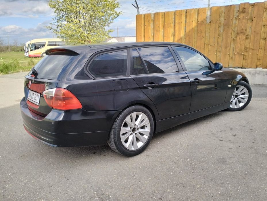 Vand BMW 320 E91                                      

* Of