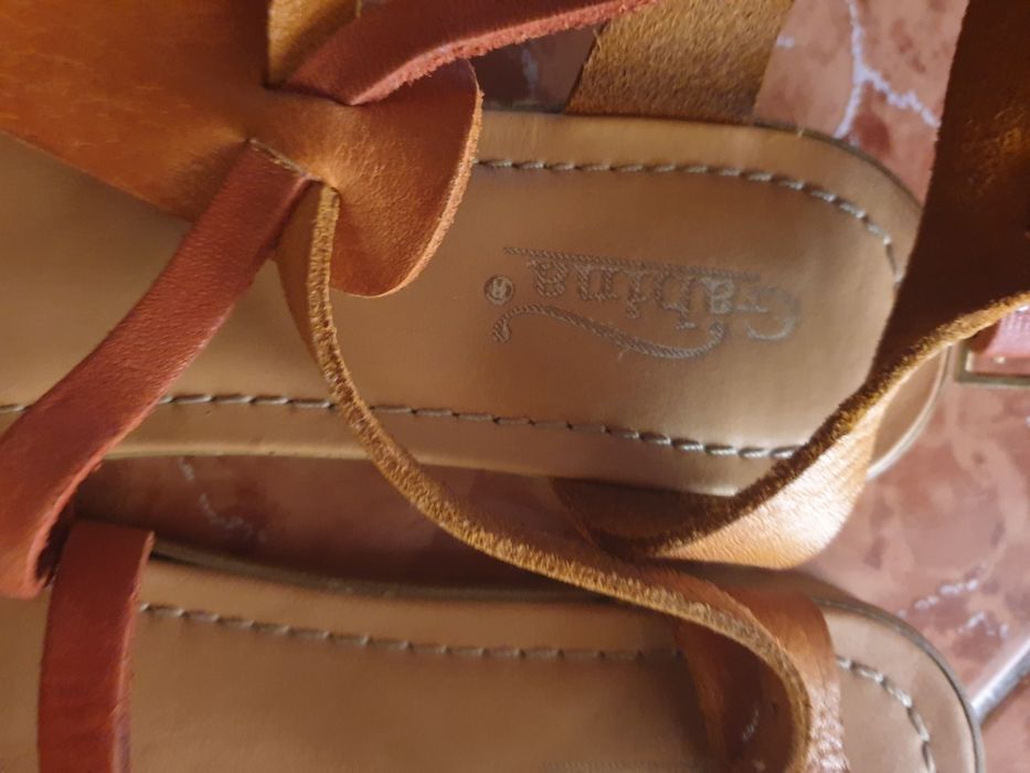 Дамски сандали-два модела и балеринки