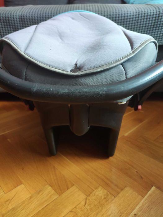 Бебешко кошче за кола