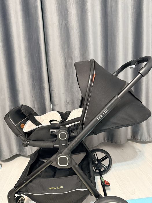 Детская коляска складная