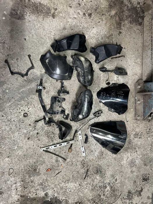 Kawasaki ZX14r piese